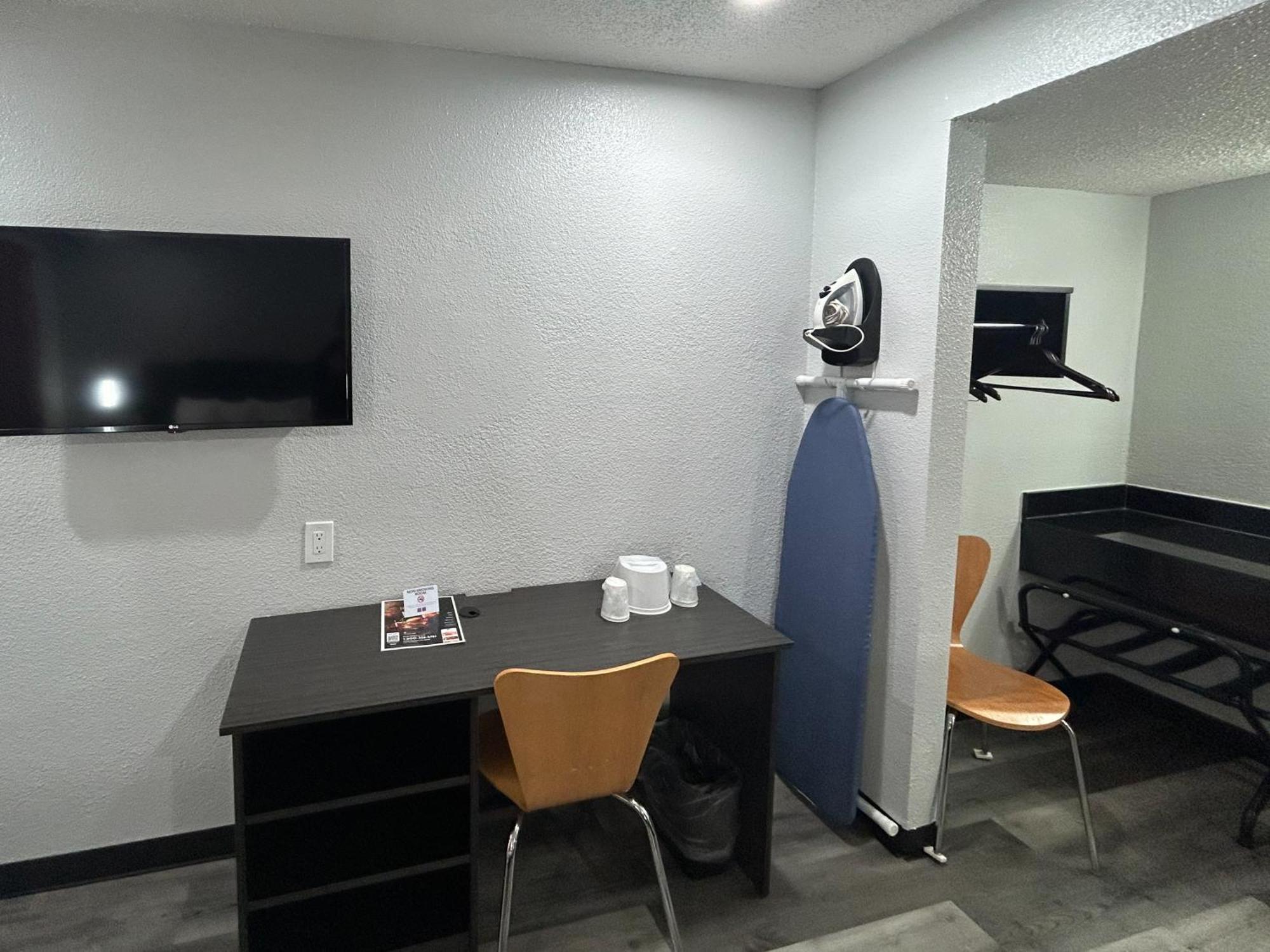 Motel 6-Tacoma, Wa - South Kültér fotó