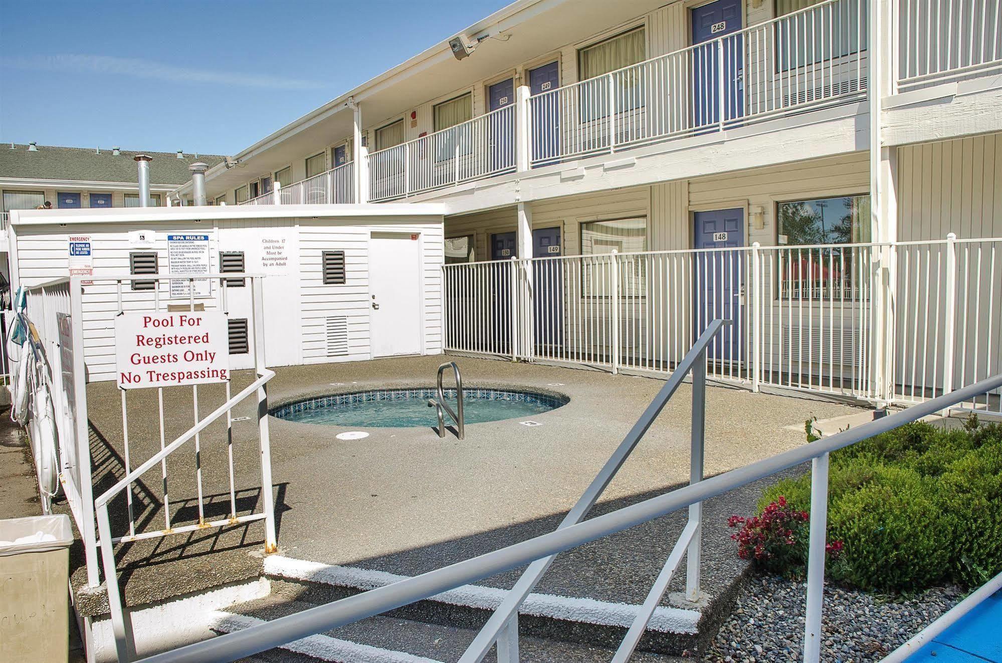 Motel 6-Tacoma, Wa - South Kültér fotó
